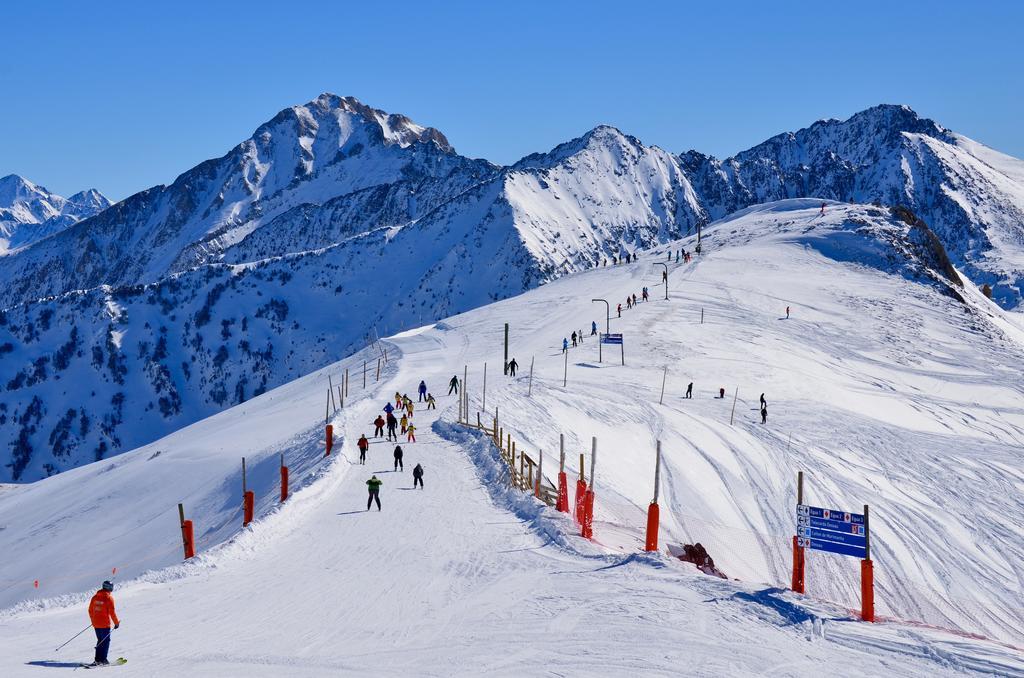 Salardú Hotel Snoe Mont Romies מראה חיצוני תמונה