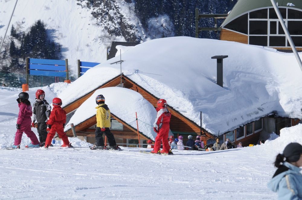 Salardú Hotel Snoe Mont Romies מראה חיצוני תמונה