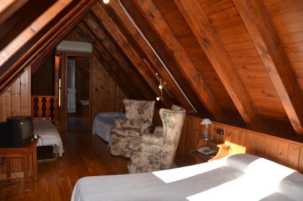 Salardú Hotel Snoe Mont Romies מראה חיצוני תמונה